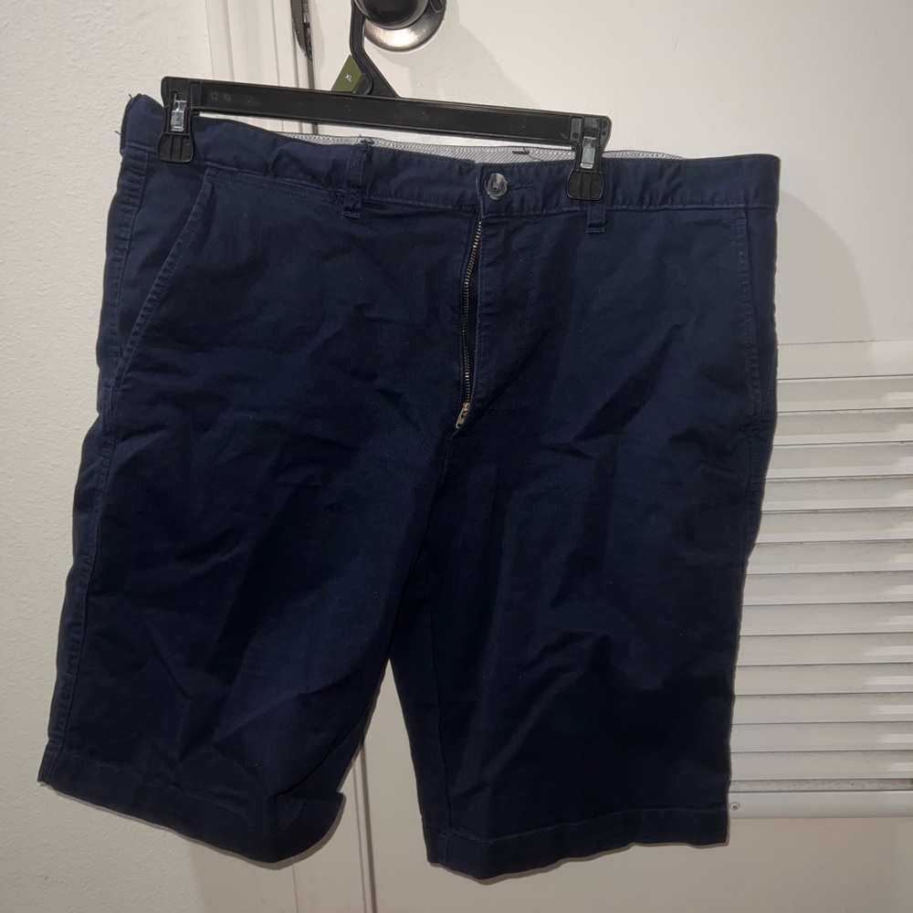 & Other Stories Men's Navy Flat-Front Cotton Shorts